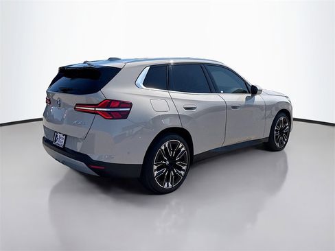 Used 2025 BMW X3 xDrive30i w/ Convenience Package image 7