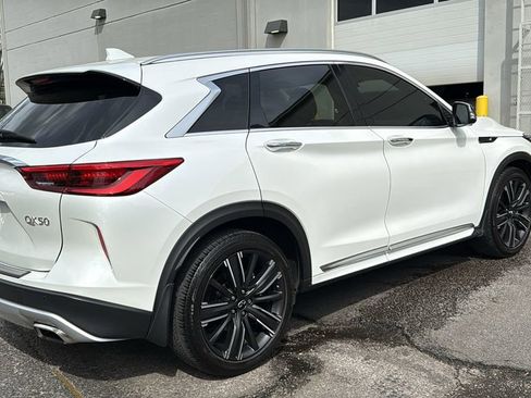 Used 2023 INFINITI QX50 Sensory w/ Accent Package image 4