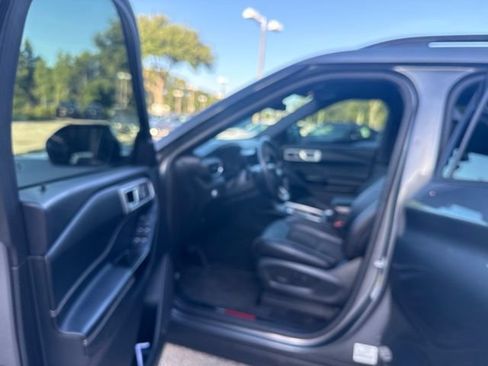 Used 2022 Ford Explorer ST w/ ST Street Pack RWD image 13
