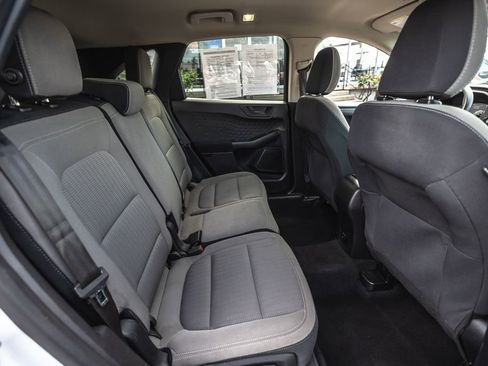 Used 2020 Ford Escape S AWD/4WD image 31