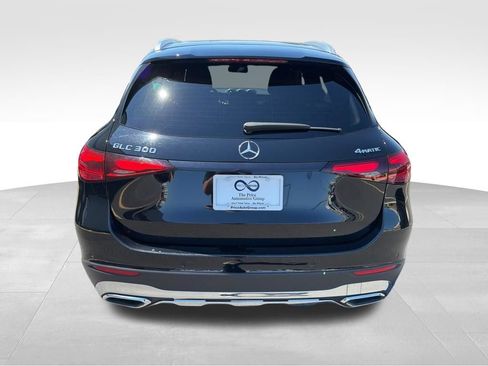 Used 2024 Mercedes-Benz GLC 300 4MATIC image 6