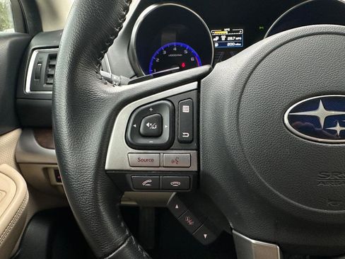 Used 2015 Subaru Outback 2.5i Limited image 11