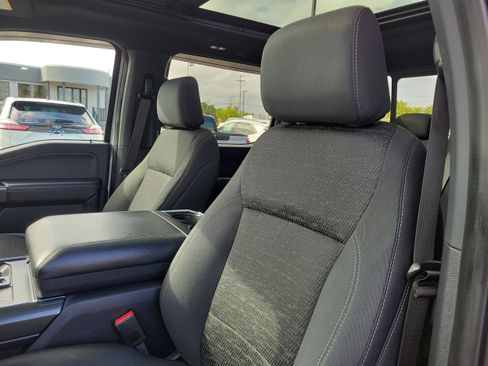 Certified 2022 Ford F150 XLT w/ Equipment Group 302A High image 20