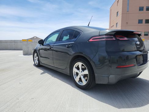 Used 2014 Chevrolet Volt w/ Enhanced Safety Package 1 FWD image 6