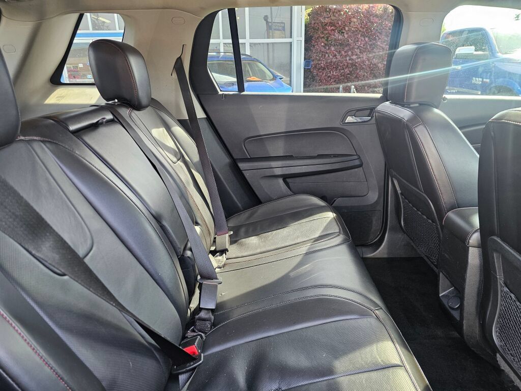 Used 2014 GMC Terrain SLT w/ Safety Package AWD/4WD image 15