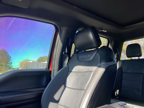 Used 2019 Ford F150 Raptor w/ Equipment Group 802A Luxury image 19