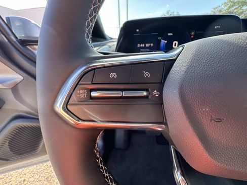 New 2026 Chevrolet Equinox EV LT w/ Comfort Package image 22