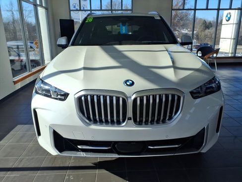 New 2026 BMW X5 xDrive50e w/ Premium Package AWD/4WD image 2