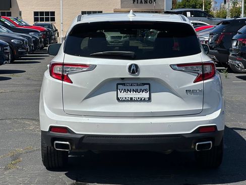 Used 2023 Acura RDX w/ Technology Package FWD image 6