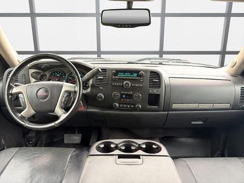 Used 2014 GMC Sierra 2500 SLE w/ SLE Preferred Package AWD/4WD image 18