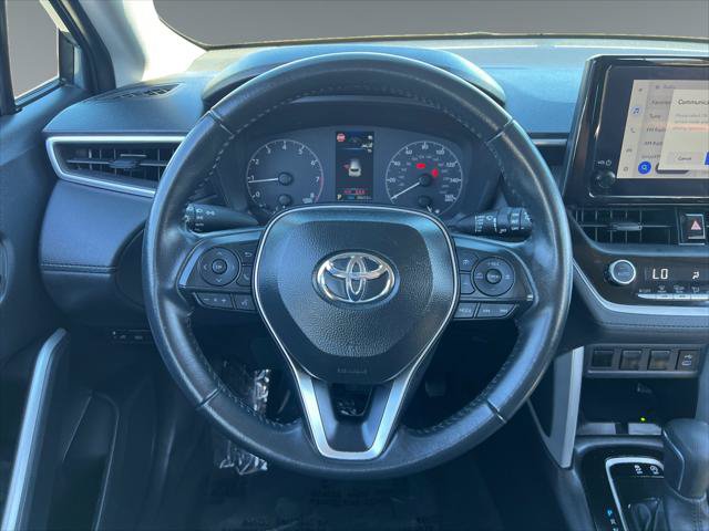 Certified 2025 Toyota Corolla Cross LE FWD image 12