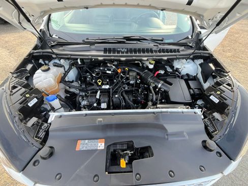 Used 2024 Ford Edge SEL image 33