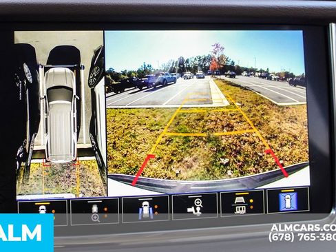 Used 2022 GMC Yukon XL Denali w/ Denali Premium Package image 33