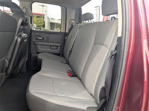 Used 2024 RAM 1500 Classic SLT image 27