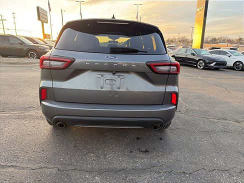 Used 2024 Ford Escape ST-Line w/ Cold Weather Package image 6