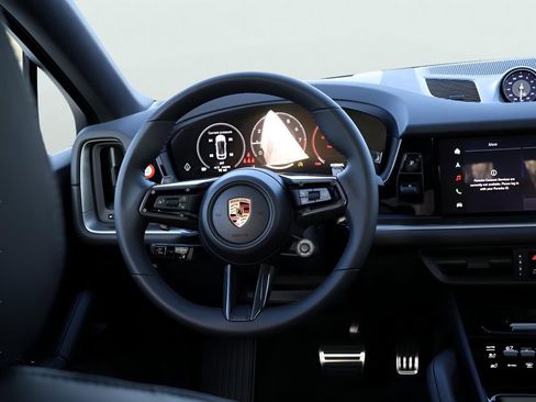 New 2026 Porsche Cayenne S image 20