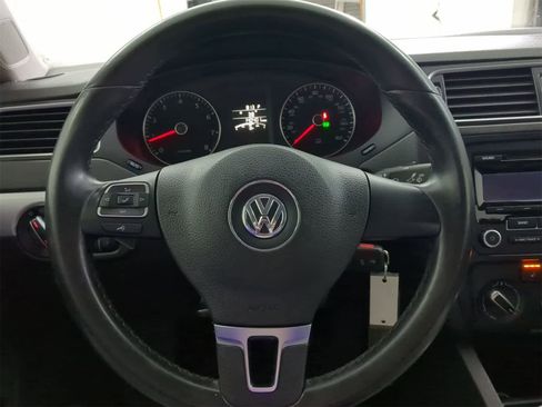 Used 2013 Volkswagen Jetta SE image 21