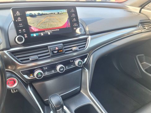 Used 2019 Honda Accord Sport image 5