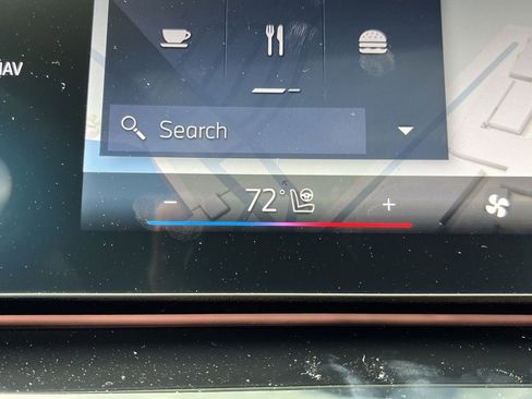 Used 2025 BMW X1 xDrive28i w/ Technology Package image 12