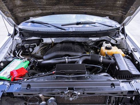 Used 2013 Ford F150 Lariat w/ Luxury Equipment Group image 24