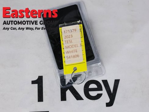 Used 2023 Tesla Model 3 Standard Range RWD image 19