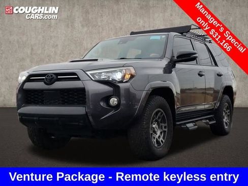 Used 2020 Toyota 4Runner Venture w/ Moonroof Package image 3