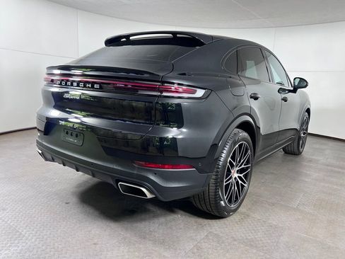 Certified 2026 Porsche Cayenne Coupe AWD/4WD image 7