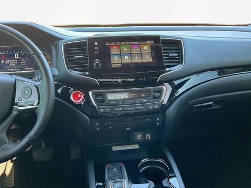 Used 2019 Honda Pilot Elite image 10