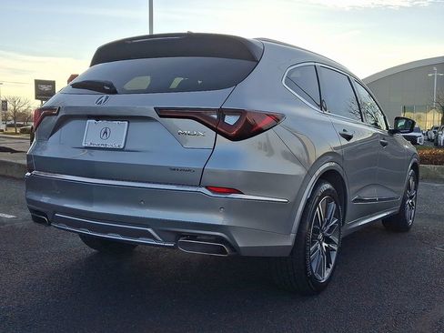 Certified 2025 Acura MDX w/ Advance Package image 6