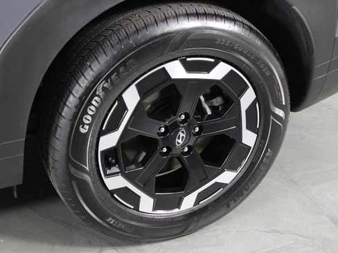 Used 2025 Hyundai Santa Fe SE image 11