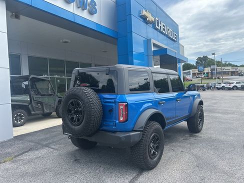 Used 2023 Ford Bronco Wildtrak image 5