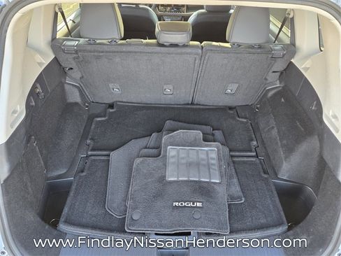 Used 2021 Nissan Rogue SL w/ Premium Package image 15