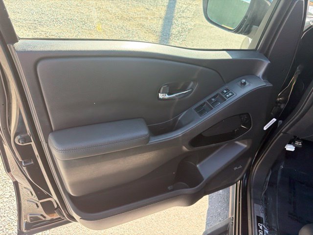 Used 2022 Nissan Frontier Pro-X w/ Pro-X Premium Package RWD image 10