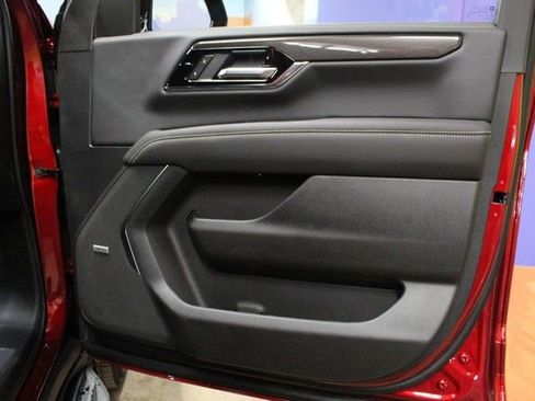 New 2026 GMC Yukon Elevation w/ Elevation Premium Package AWD/4WD image 10