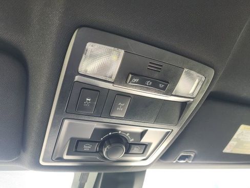 Used 2019 Toyota Tacoma TRD Off-Road w/ Technology Package image 31