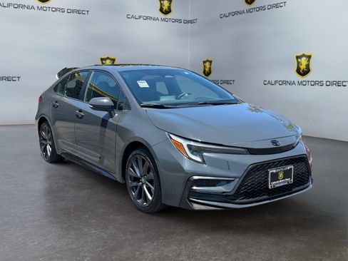 Used 2023 Toyota Corolla SE w/ SE Premium Package FWD image 7