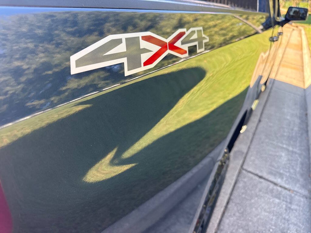 Used 2019 Chevrolet Silverado 1500 RST w/ True North Edition AWD/4WD image 7