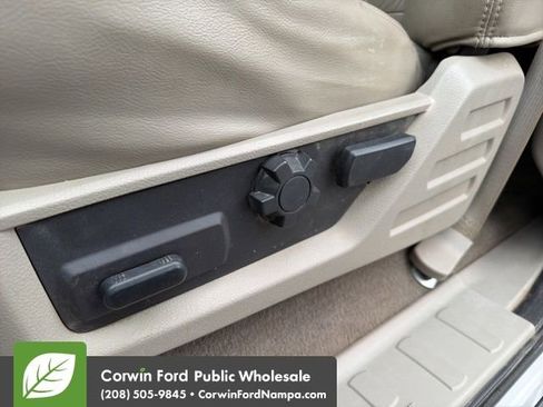 Used 2010 Ford F350 Lariat image 28