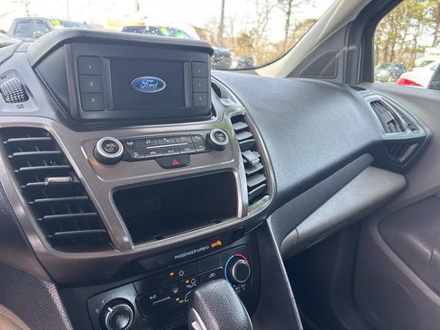 Used 2020 Ford Transit Connect XL FWD image 19