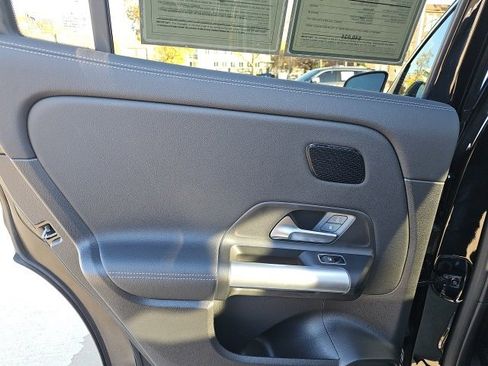 Certified 2025 Mercedes-Benz GLA 250 4MATIC image 12