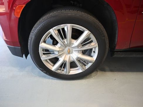 Used 2021 Chevrolet Tahoe High Country w/ Premium Package AWD/4WD image 34