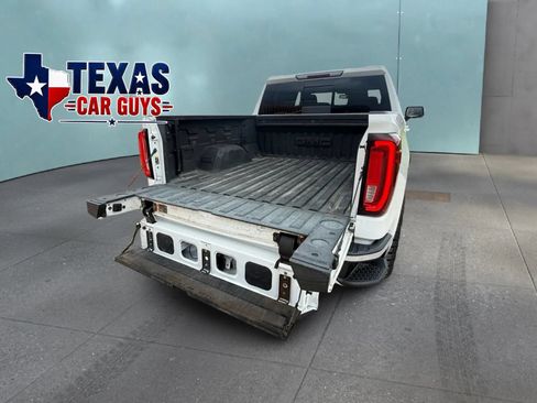 Used 2020 GMC Sierra 1500 SLT RWD image 11