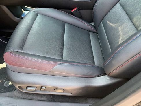 Used 2025 Chevrolet Equinox RS w/ Safety and Technology Package FWD image 7