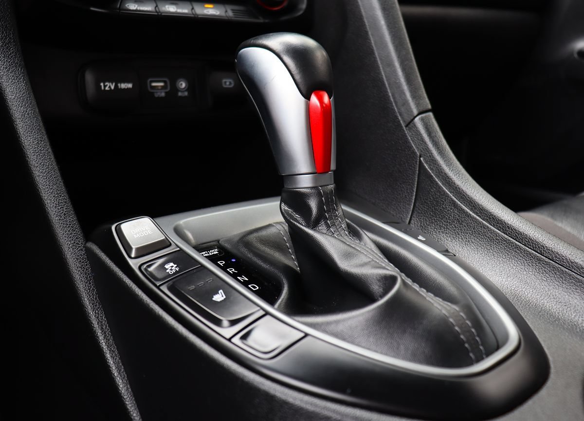Used 2019 Hyundai Veloster Turbo FWD image 46