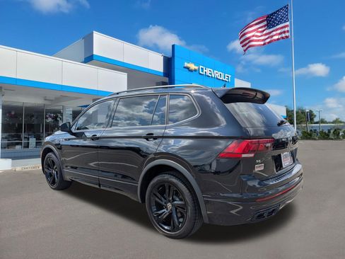 Used 2024 Volkswagen Tiguan SE R-Line image 6