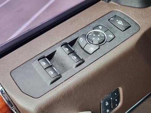 Used 2018 Ford F250 King Ranch w/ King Ranch Ultimate Package AWD/4WD image 22