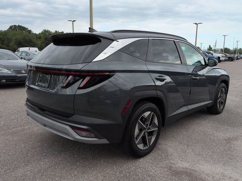 Used 2025 Hyundai Tucson SEL FWD image 6