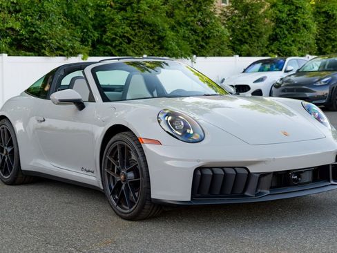 Used 2026 Porsche 911 Targa 4 GTS AWD/4WD image 10