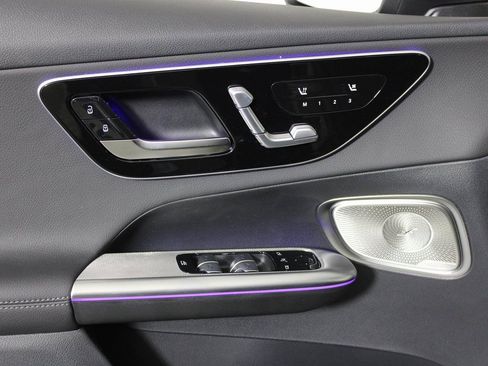 Certified 2026 Mercedes-Benz GLC 300 4MATIC image 12