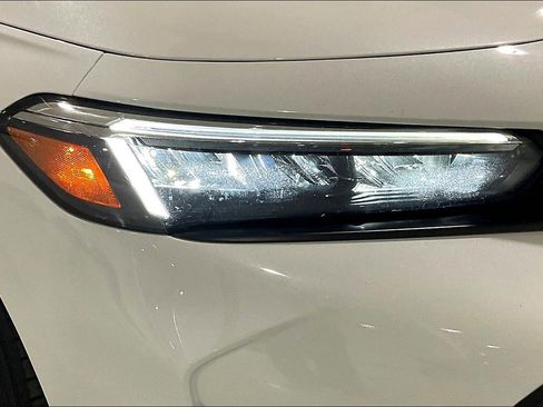 Used 2025 Honda Civic Sport image 30